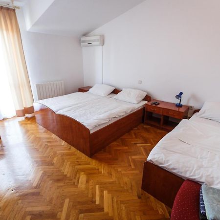 Guesthouse Varnica Kaštel Lukšić エクステリア 写真