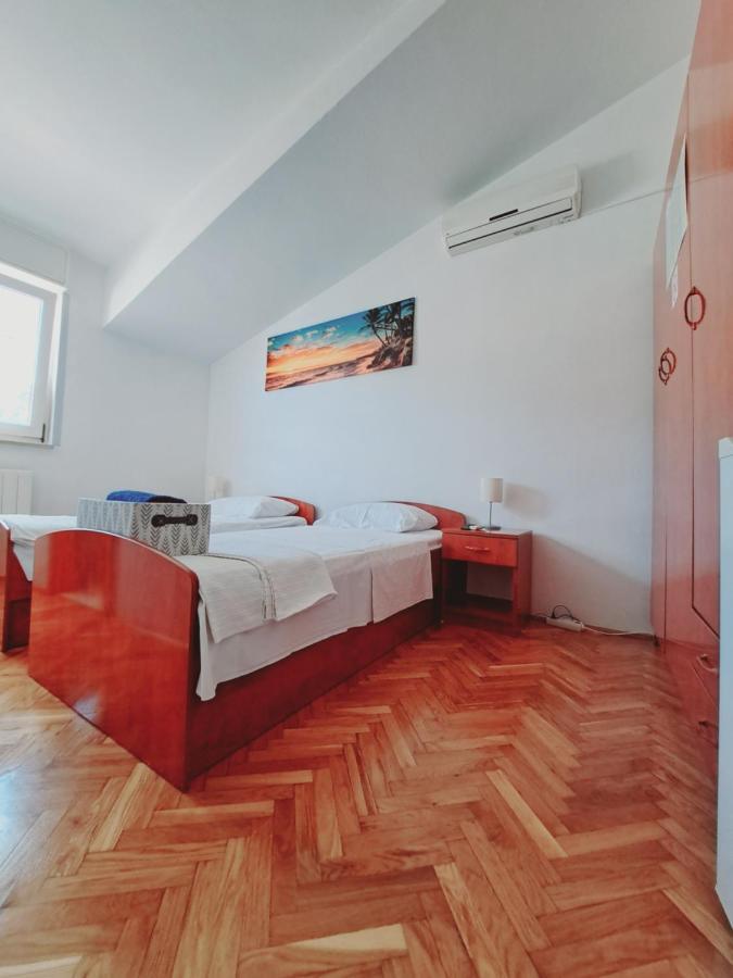 Guesthouse Varnica Kaštel Lukšić エクステリア 写真