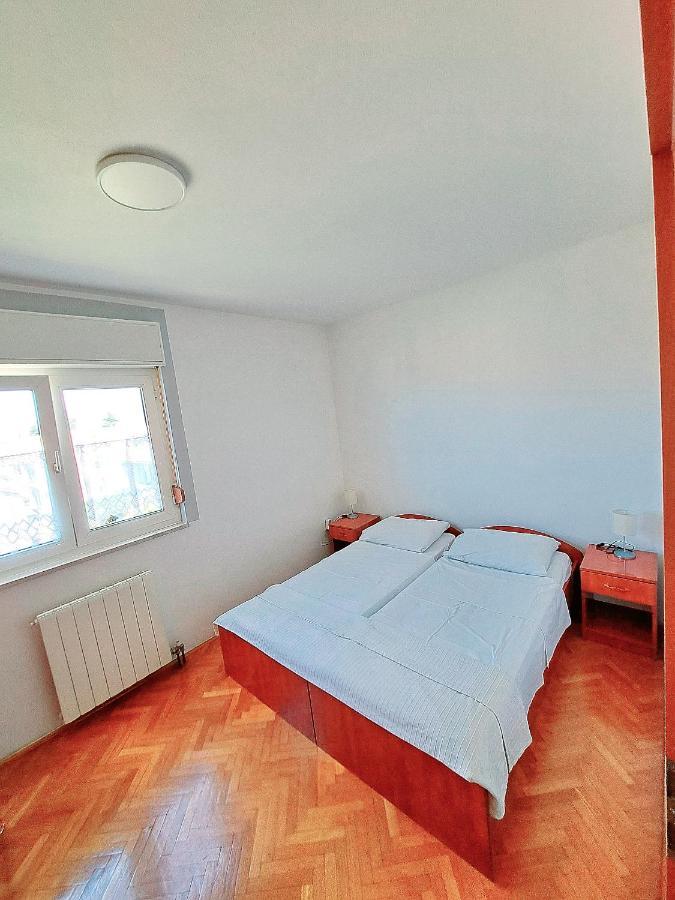 Guesthouse Varnica Kaštel Lukšić エクステリア 写真