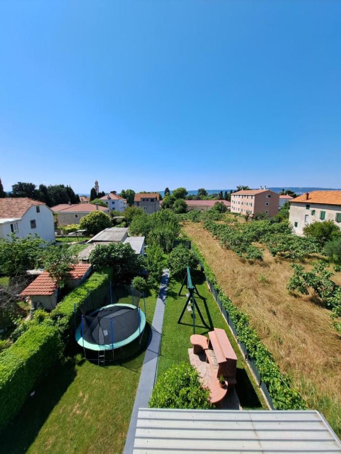 Guesthouse Varnica Kaštel Lukšić エクステリア 写真