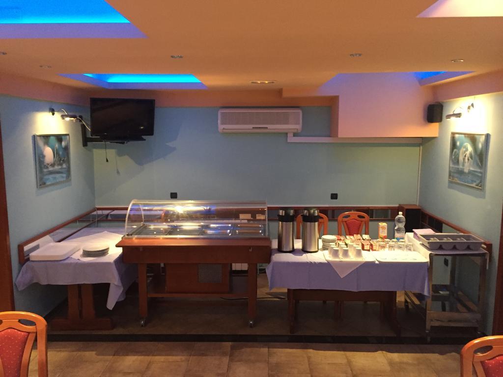 Guesthouse Varnica Kaštel Lukšić エクステリア 写真