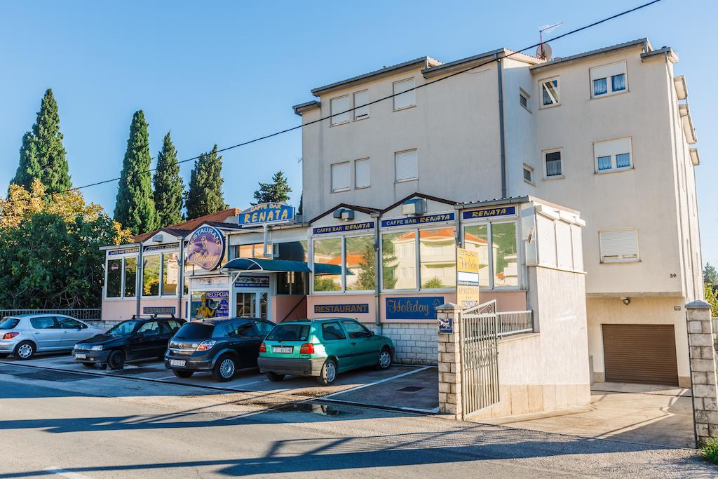 Guesthouse Varnica Kaštel Lukšić エクステリア 写真