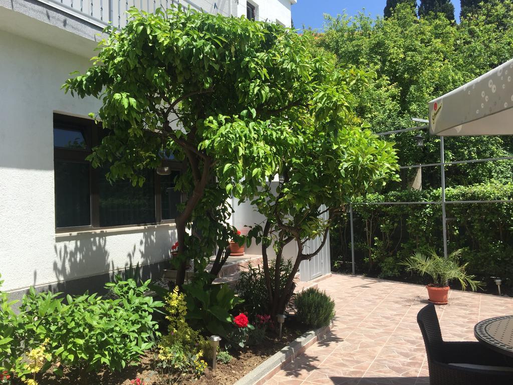 Guesthouse Varnica Kaštel Lukšić エクステリア 写真
